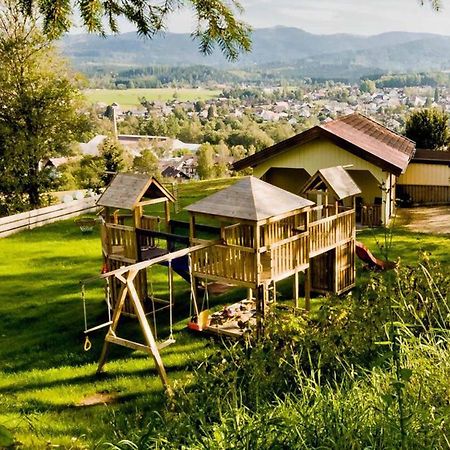 Ferienwohnungen Haus "Wildschuetz" Frauenau Exterior photo